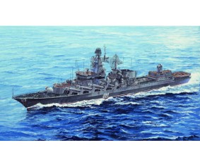 Trumpeter 1/700 Russian Navy Slava Class Cruiser Marshal Ustinov 