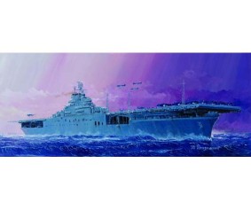 Trumpeter 1/700 USS ESSEX CV-9