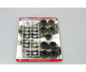 Trumpeter 1/35 LAV-2seriers 8X8 tyres (325/85 R16 XML)