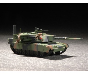 Trumpeter 1/72 M1A1 Abrams Main Battle Tank (MBT)