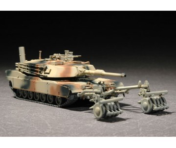 Trumpeter 1/72 M1A1 with Mine Roller Set 