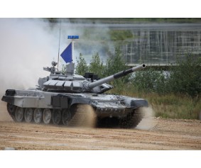 Trumpeter 1/35 Russian T-72B3M Main Battle Tank (MBT)
