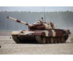 Trumpeter 1/35 Russian T-72B1 Main Battle Tank (MBT) (w/kontakt-1 reactive amor) 