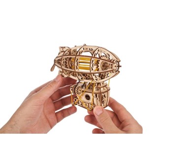 UGears Steampunk Airship - 170 Pieces (Easy)